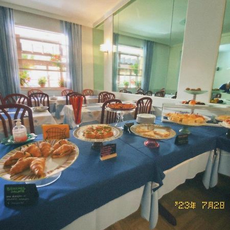 Hotel Emma Nord Ріміні Екстер'єр фото