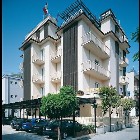 Hotel Emma Nord Ріміні Екстер'єр фото